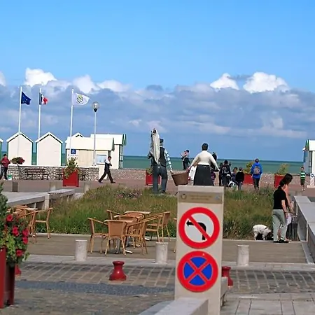 Le Chant Des Oiseaux Pour Deux A Quelques Minutes De La Baie De Somme Entre Nature Et Teletravail Oda ve Kahvaltı 3*