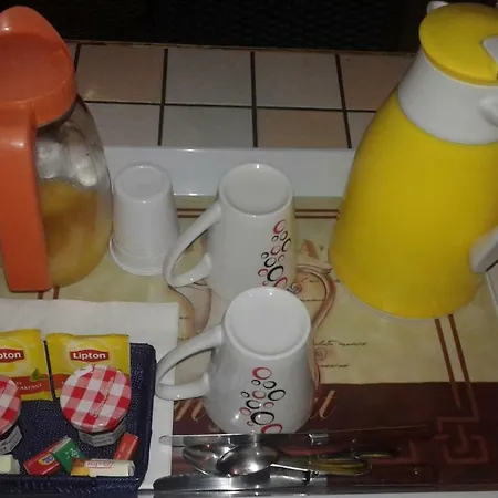 Le Chant Des Oiseaux Couette-café 3*